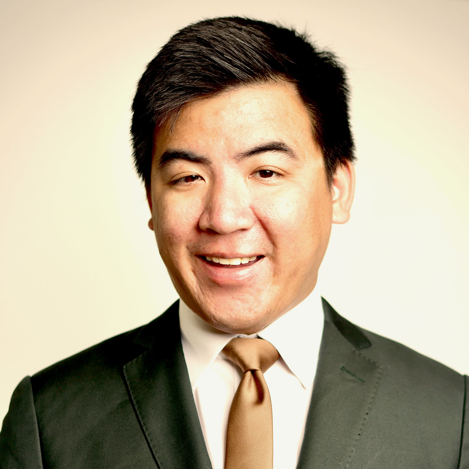 Doug Ng headshot.